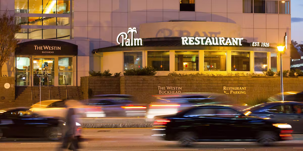 The private dining room at The Palm in Buckhead, Atlanta, set for a ConvergeX executive dinner